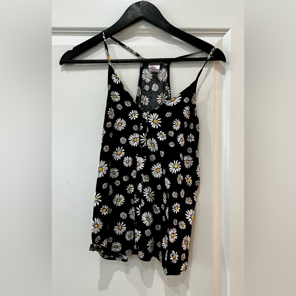 No Boundaries, floral tank